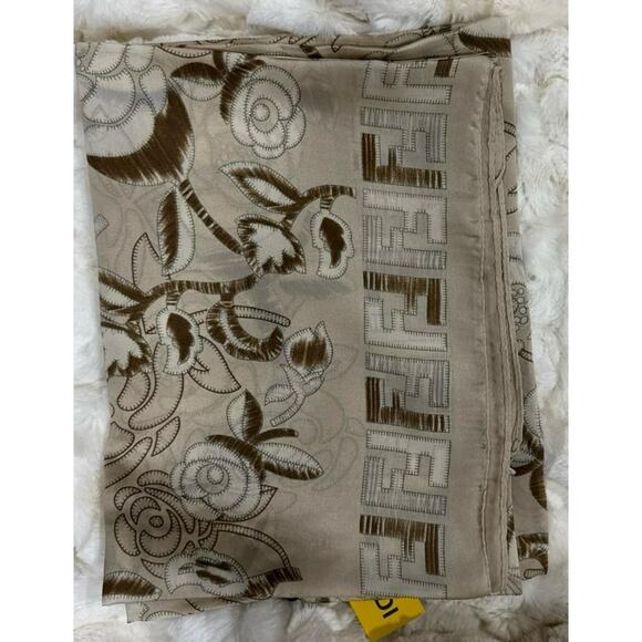 Silk scarf silk material color